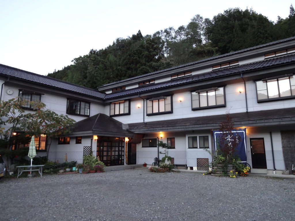 Mizubasho No Yado Higashi Hotel Katashina Exterior foto